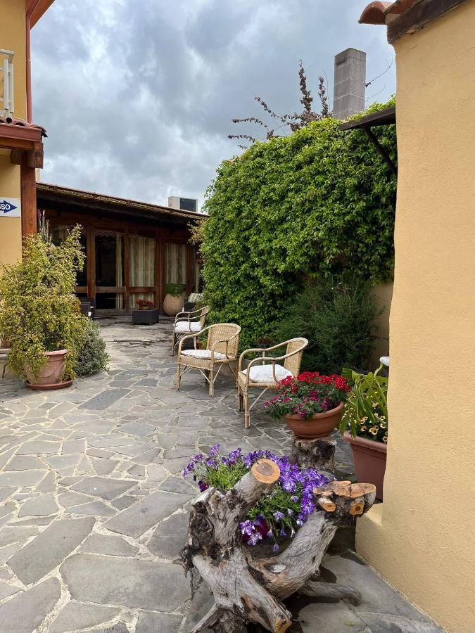 Agriturismo La Cantina Baratili San Pietro Eksteriør bilde