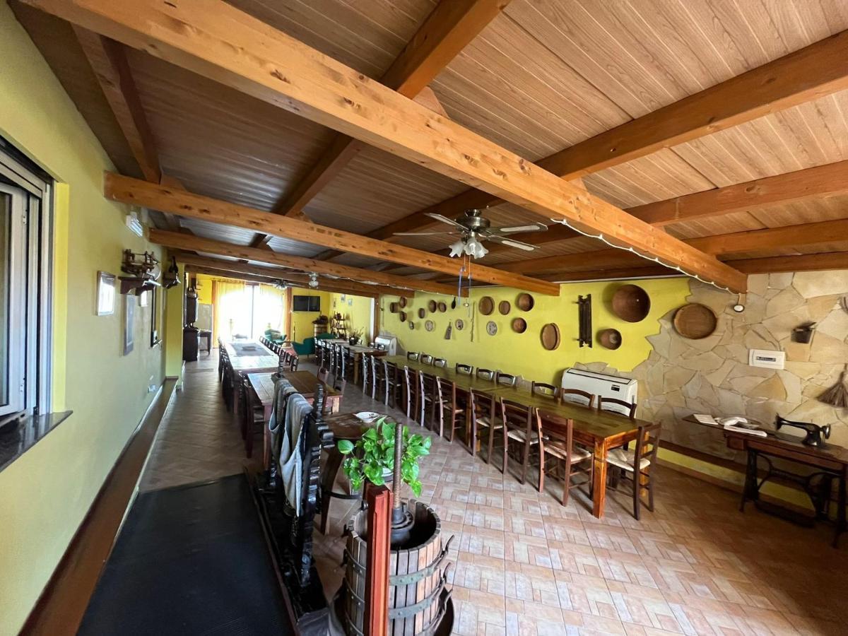Agriturismo La Cantina Baratili San Pietro Eksteriør bilde